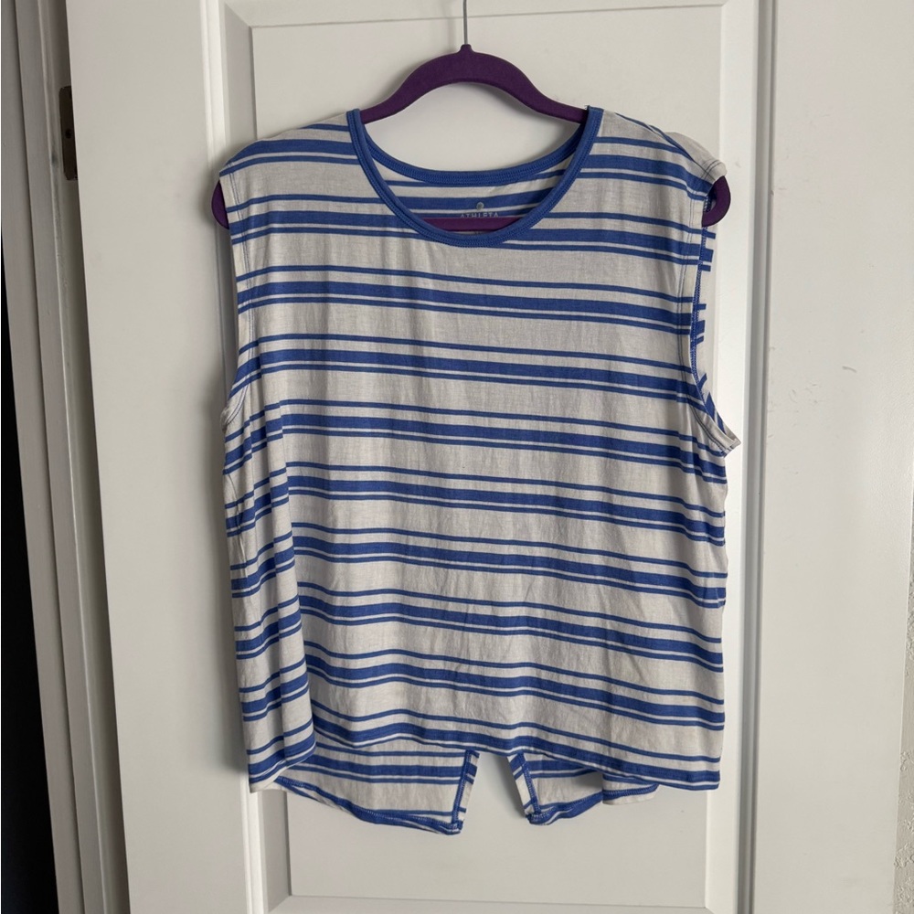 ATHLETA, tulip back, soft, never worn